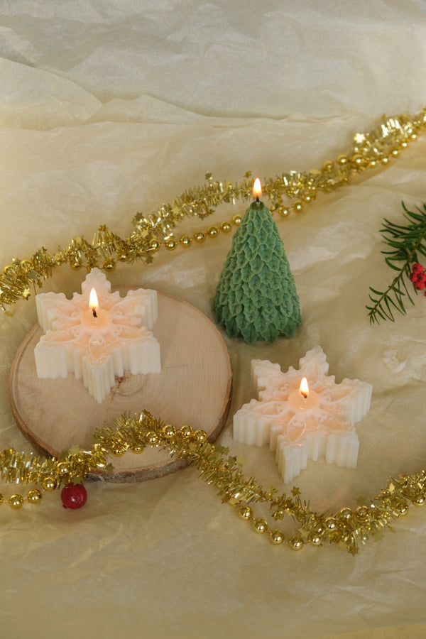 Christmas Gift Bundle: Christmas Tree +  2 Snowflake Candles