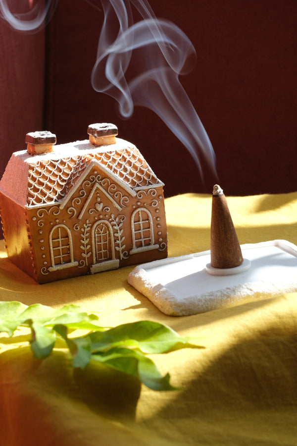 Gingerbread House Incense Cone Burner