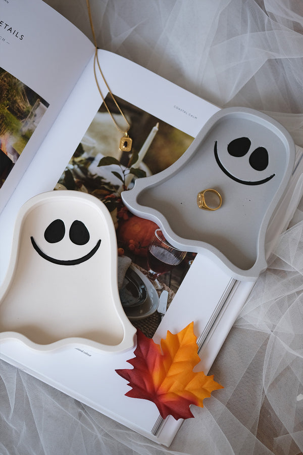 Ghost Shaped Tray