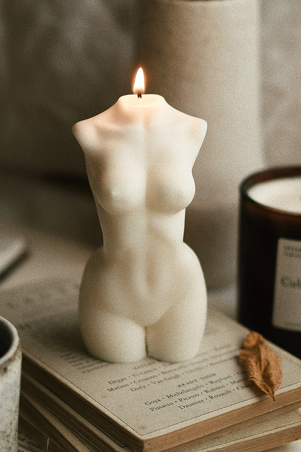 Scented Venus Body Candle White