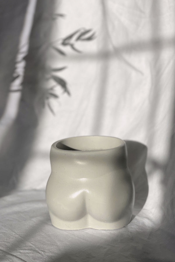 Handcrafted Bum Shaped Vase
